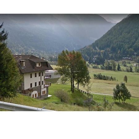 Grande Casa Di Famiglia Appartement Temù Buitenkant foto
