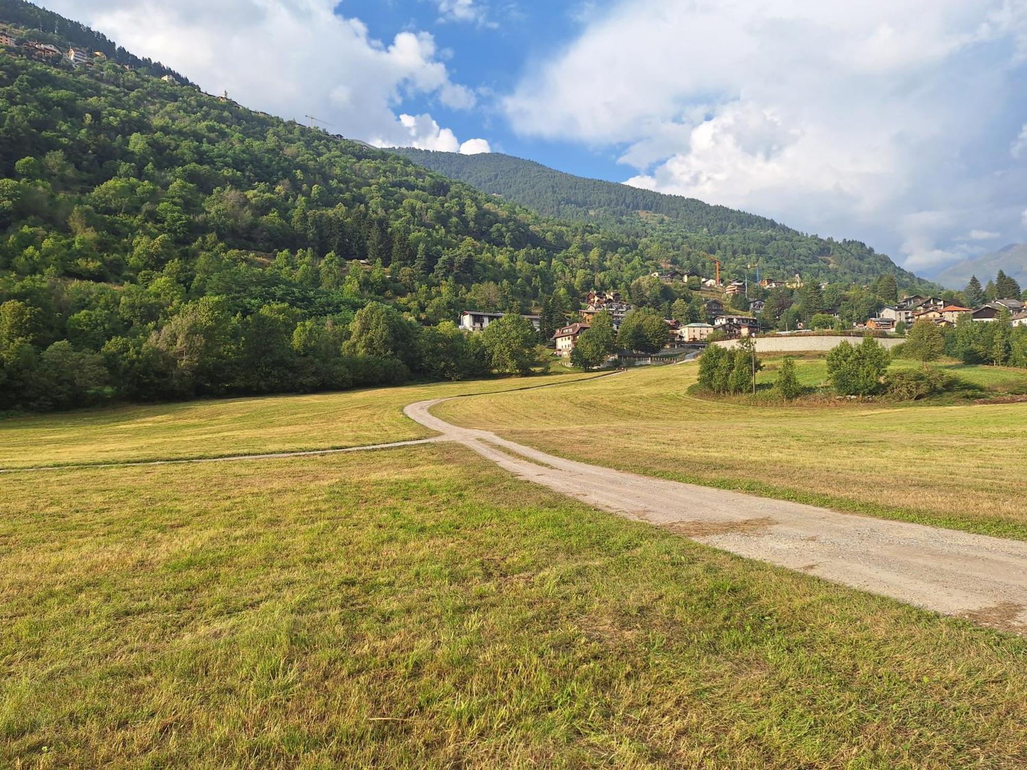 Grande Casa Di Famiglia Appartement Temù Buitenkant foto